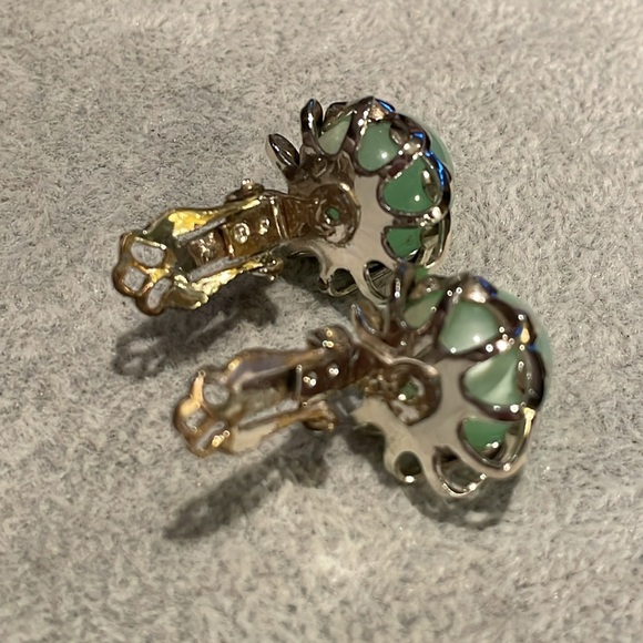 Vintage Green Glass French Clip On Earrings Mid Century Modern Style - Picture 5 of 6